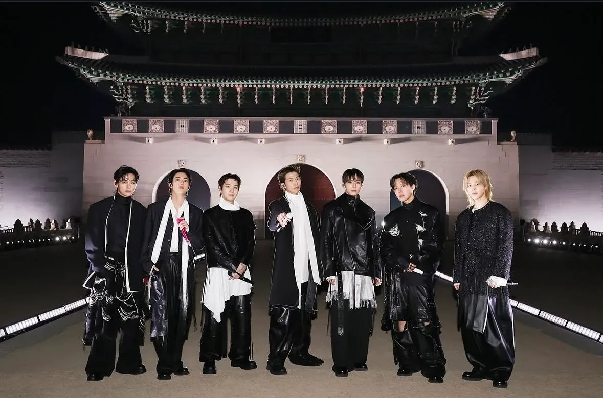 BTS — ARIRANG Reassembling Form After Absence