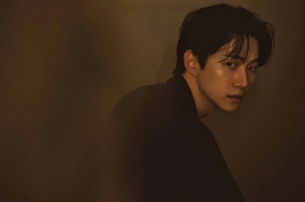 Ethereal Presence: On Narrative, Immersion, and the Discipline of Staying