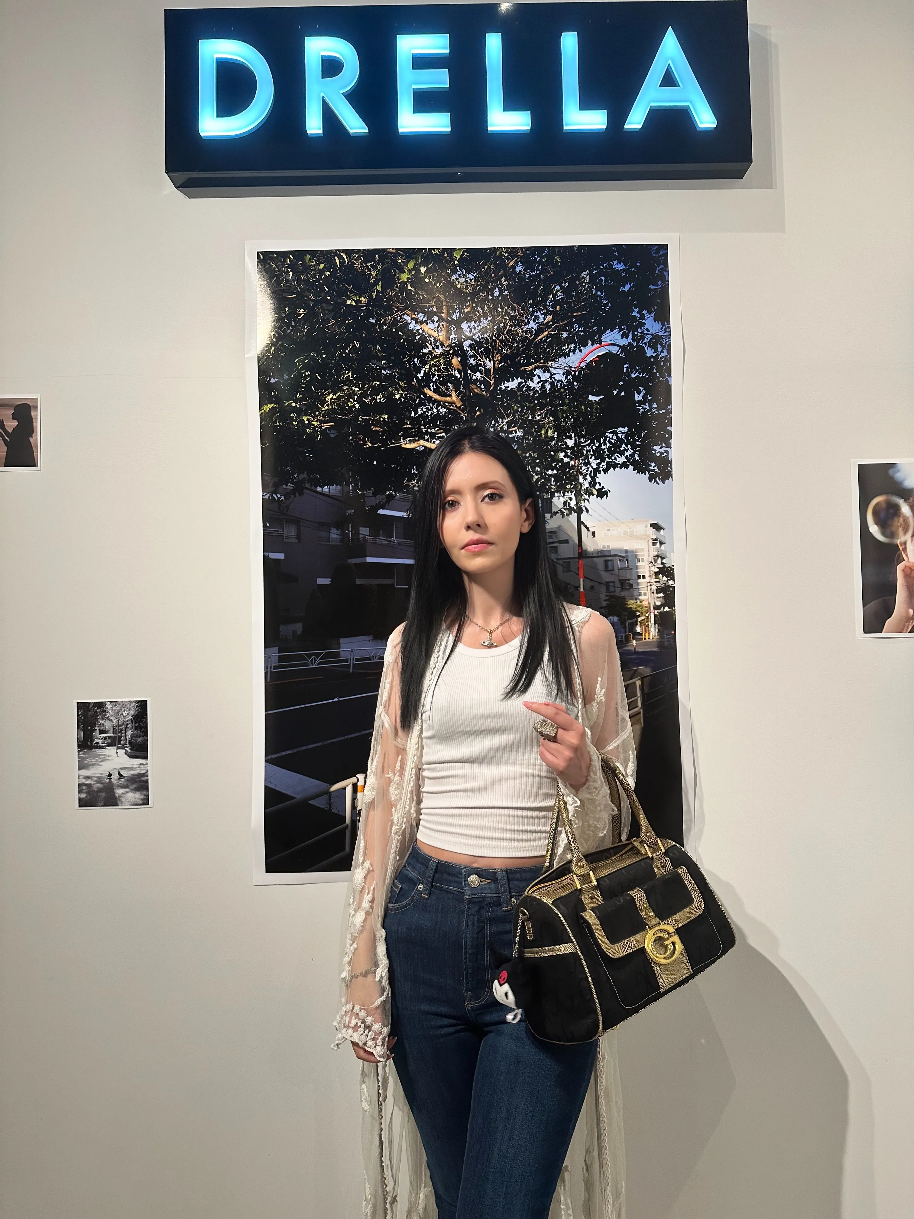 DRELLA Art Gallery — Tokyo